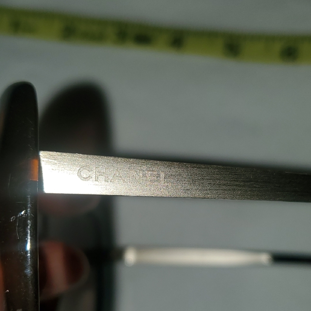 CHANEL Black and Brown Sunglasses - Picture 4 of 7